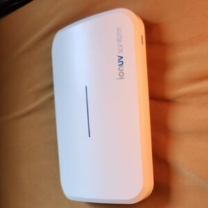 Ionuv White Sanitizer Device